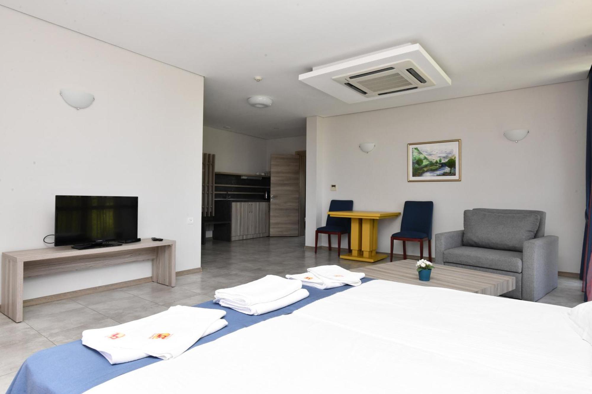 Complex Perpera Hotel Stambolovo ภายนอก รูปภาพ