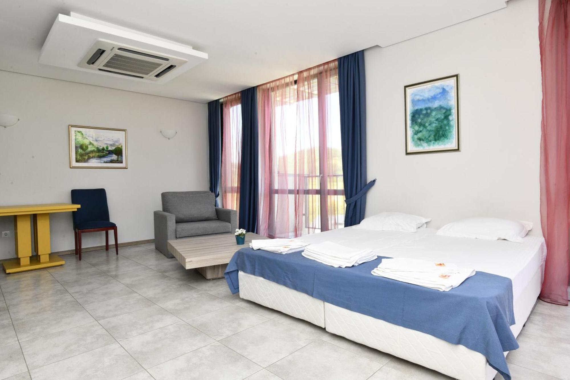 Complex Perpera Hotel Stambolovo ภายนอก รูปภาพ